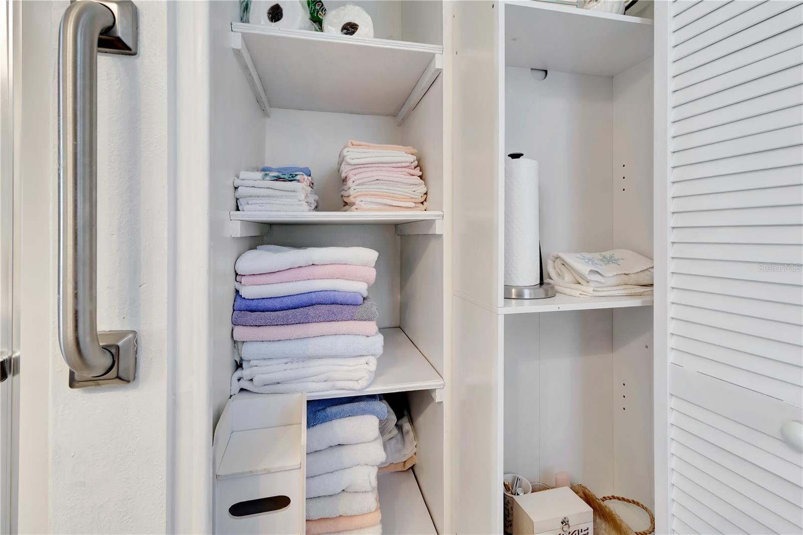 BANBURY VILLAGE CONDO - Residential