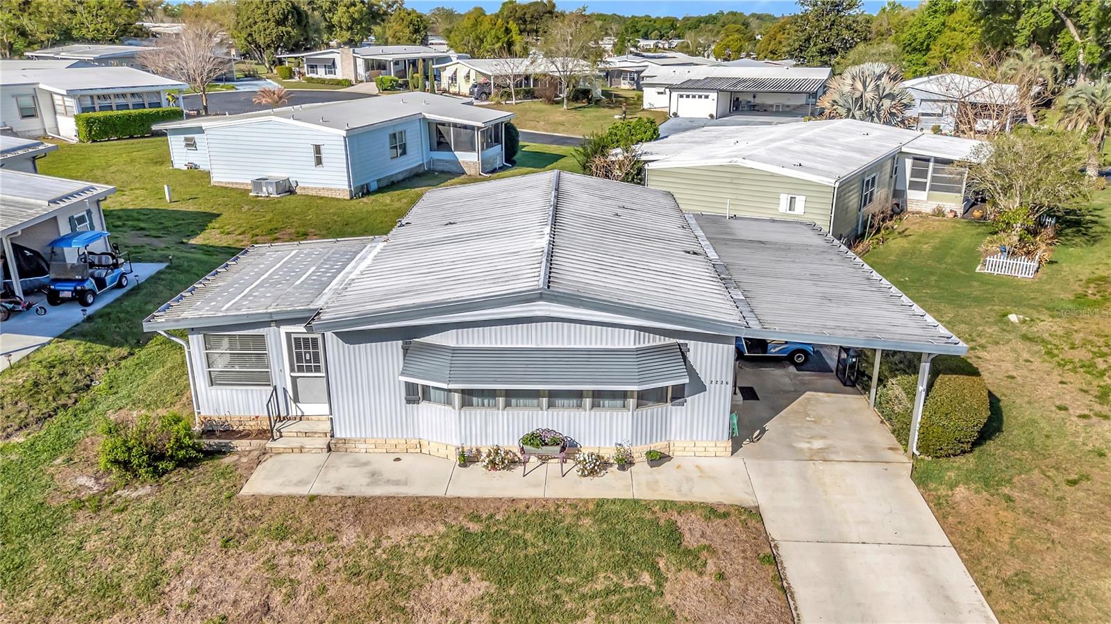 BANBURY VILLAGE CONDO - Residential