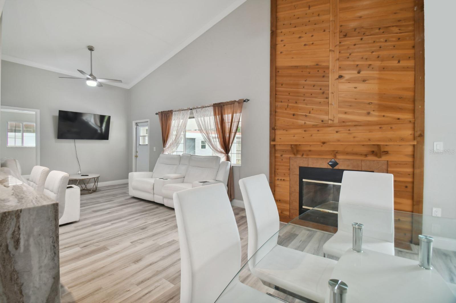 RALSTON BEACH MANOR UNIT 3 - Residential