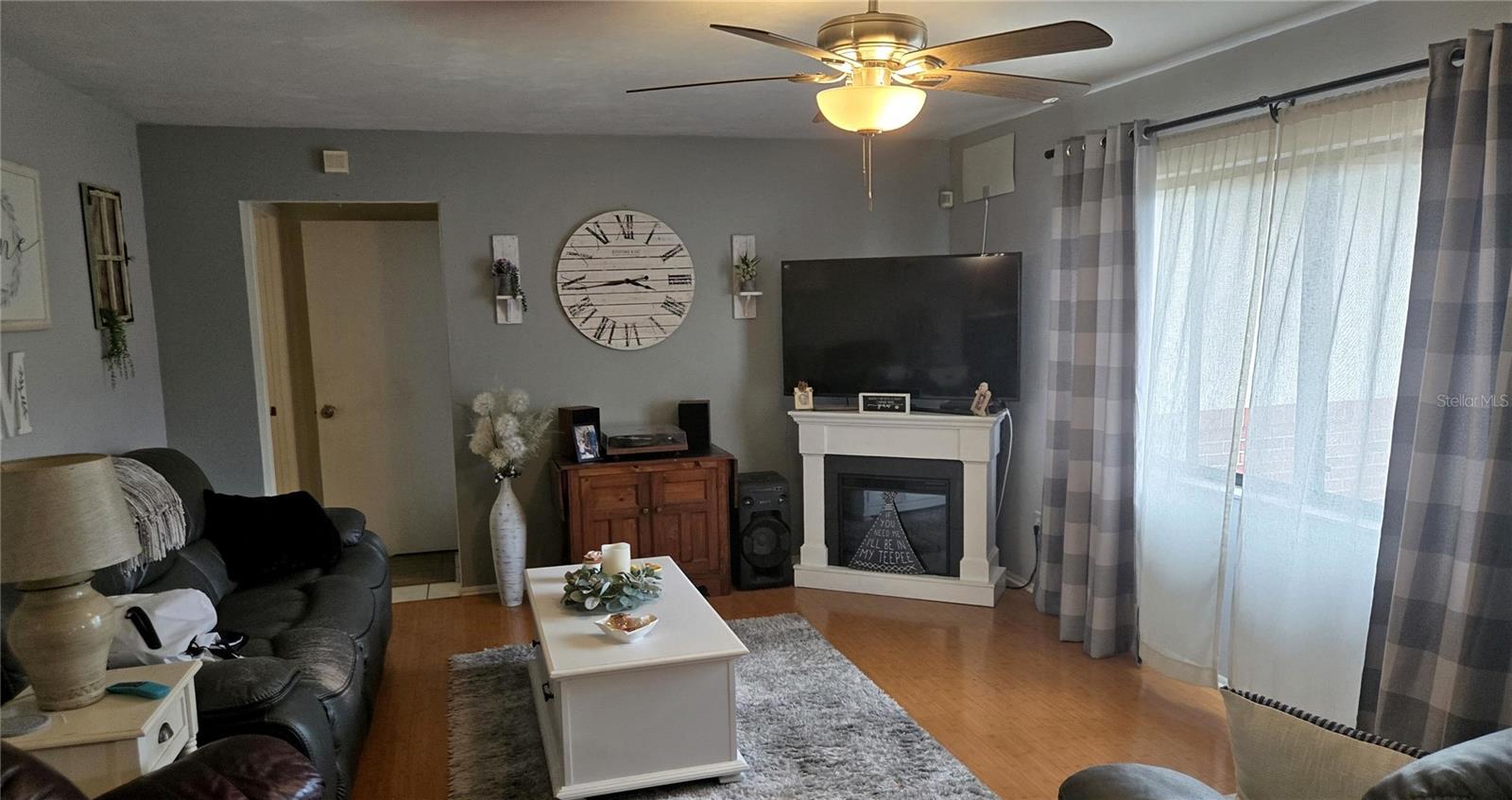 DELTONA LAKES UNIT 03 - Residential