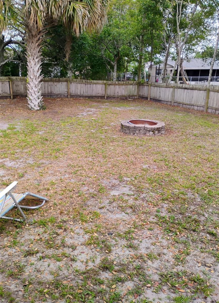 DELTONA LAKES UNIT 03 - Residential