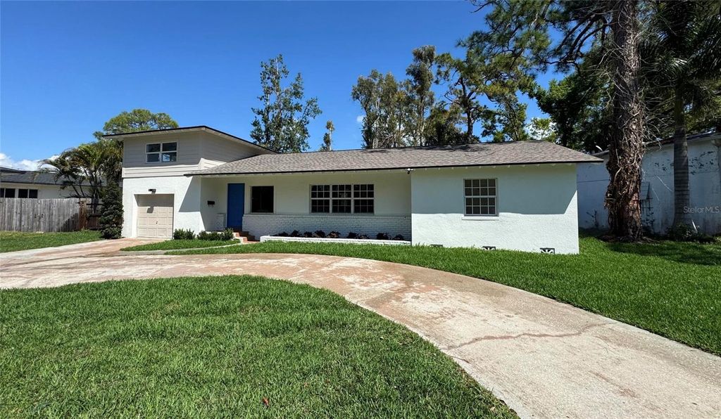 Photo of 4210 Dr Martin Luther King Jr Street S, St Petersburg, FL 33705 (MLS # O6368021)