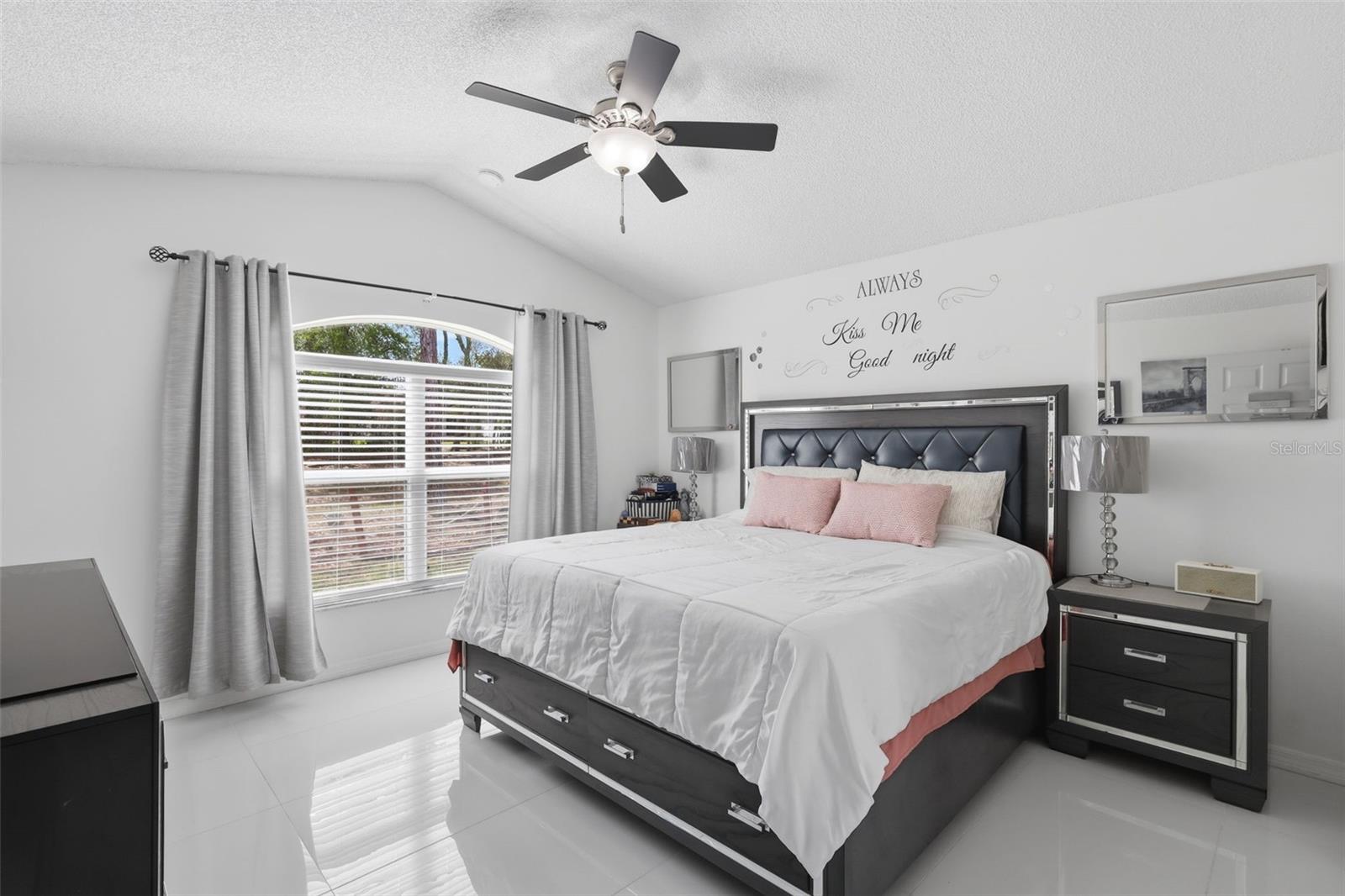 SHERWOOD OAKS PUD - Residential