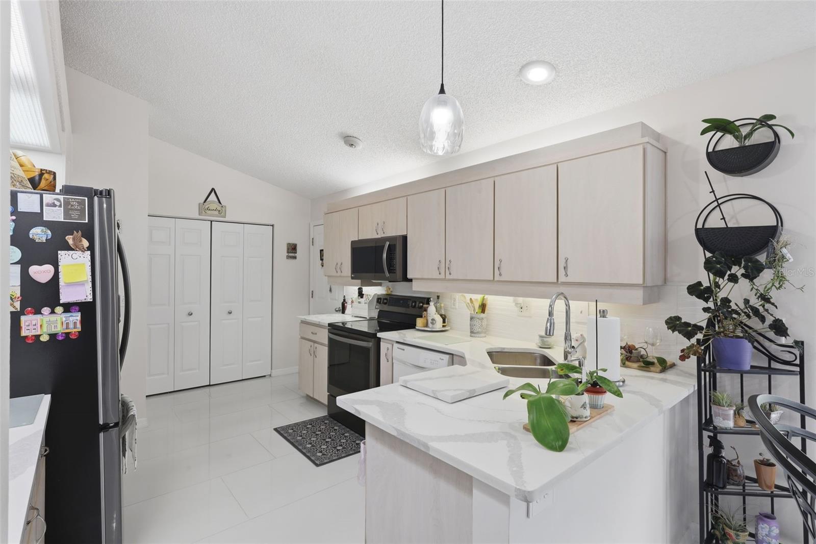 SHERWOOD OAKS PUD - Residential