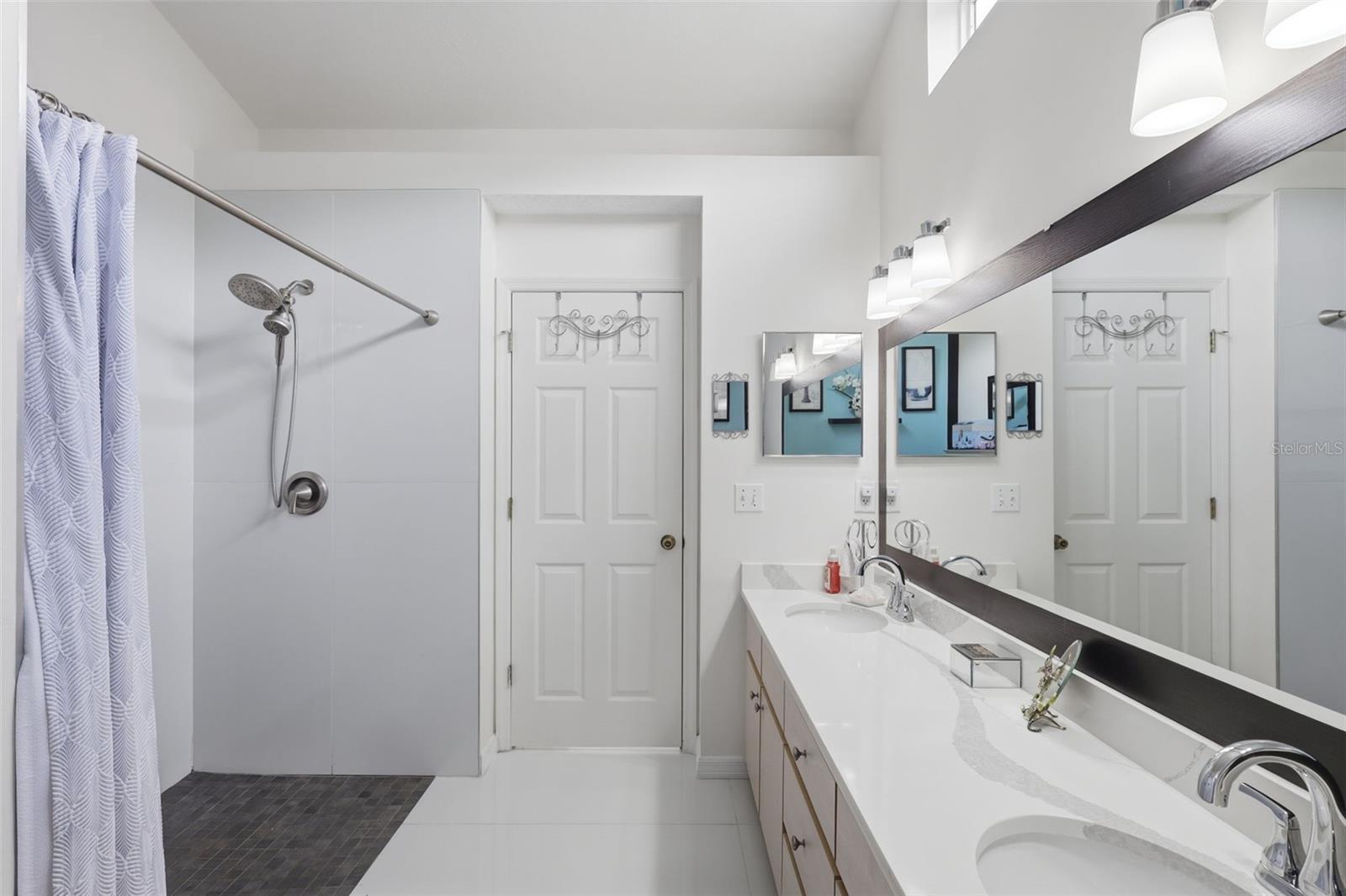 SHERWOOD OAKS PUD - Residential