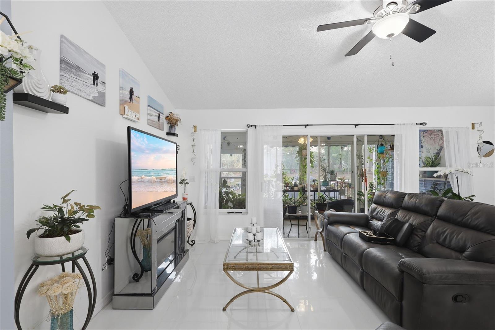 SHERWOOD OAKS PUD - Residential