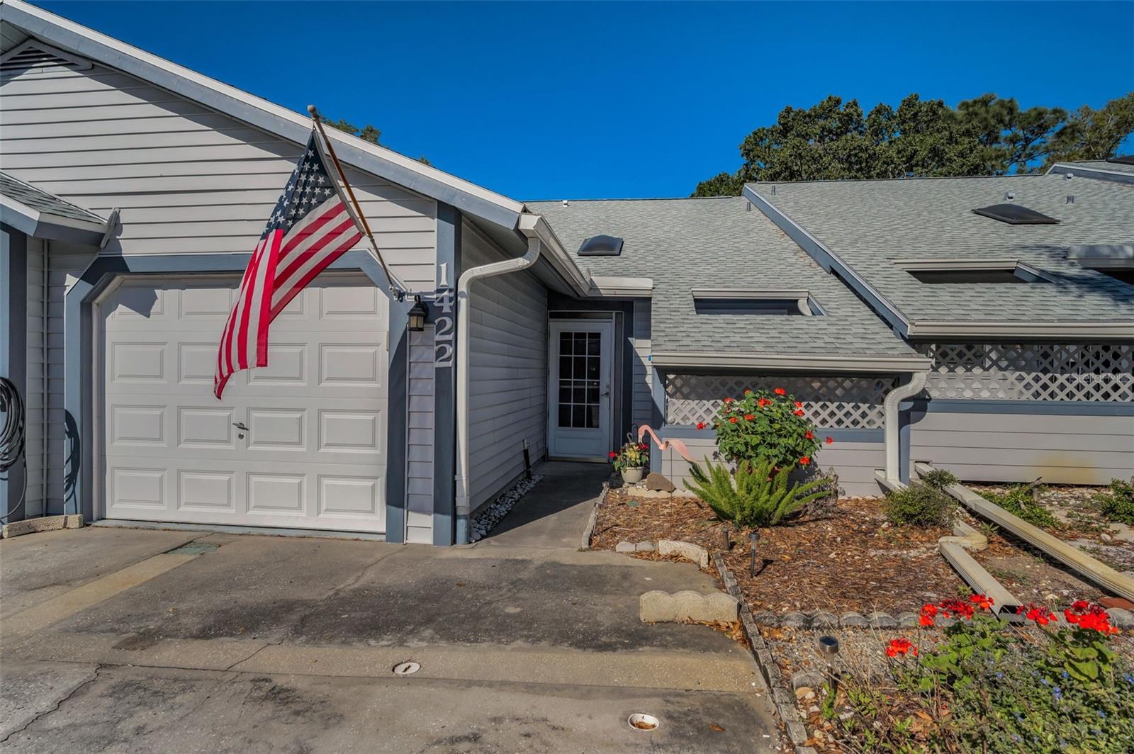 39650 US HIGHWAY 19 N 1422