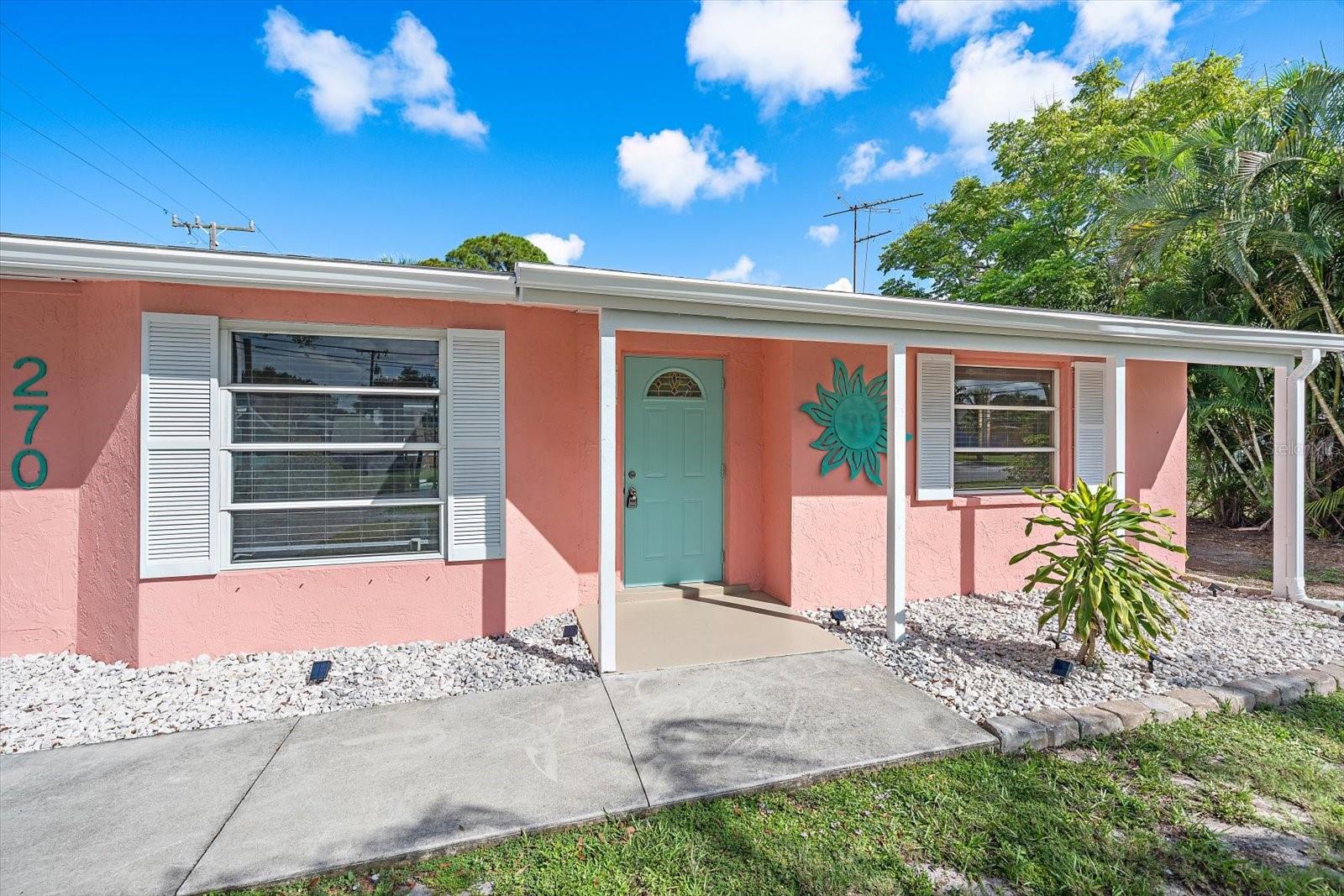 270 W SEMINOLE DRIVE