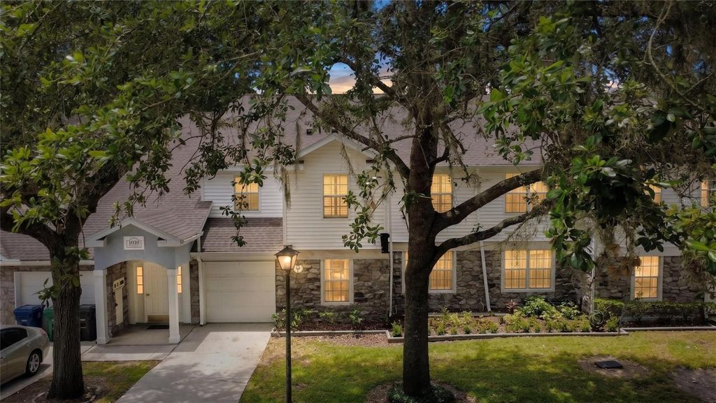 Photo of 1010 Loch Vail #23, Apopka, FL 32712 (MLS # O6414910)