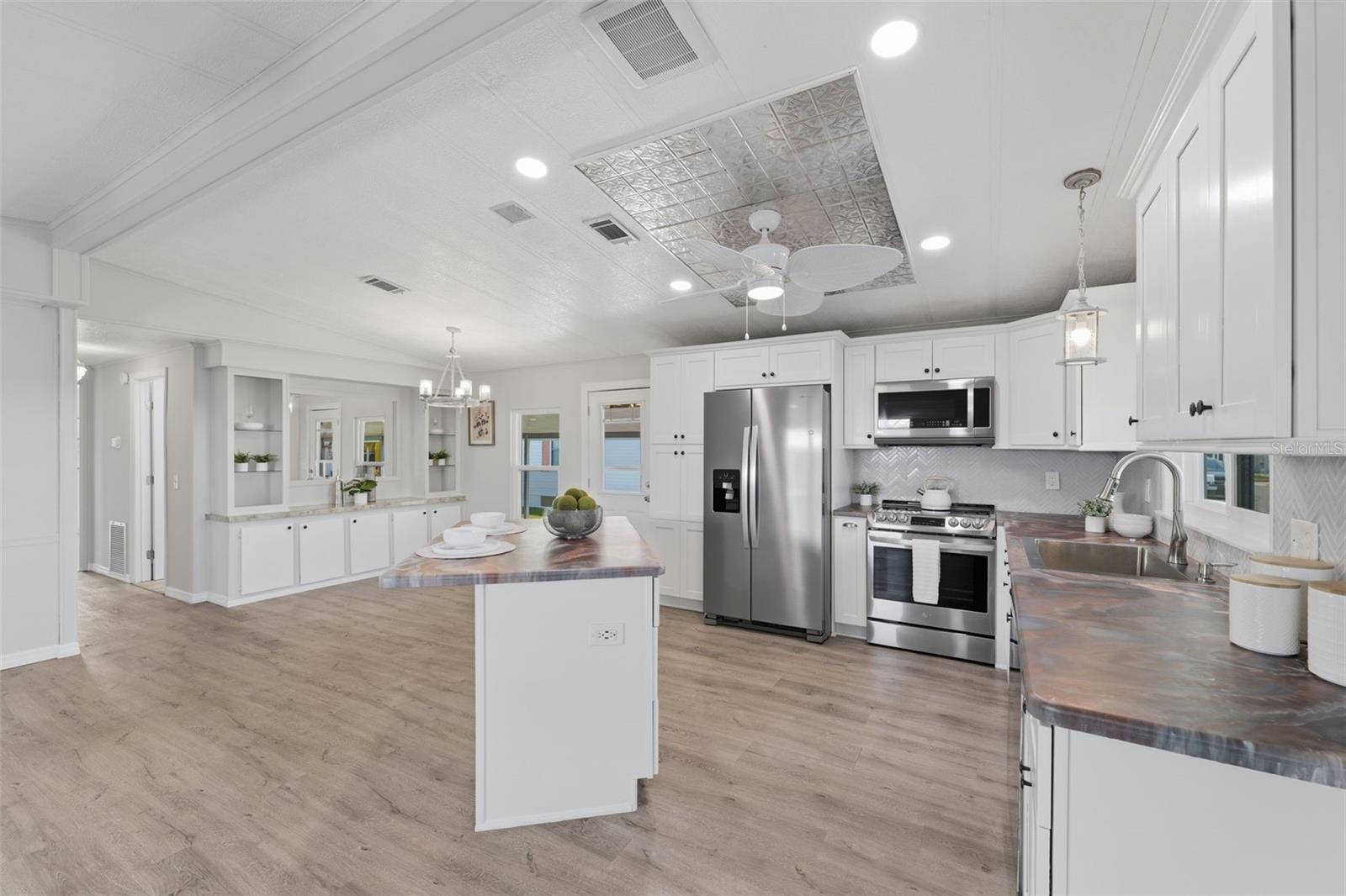 LAKE CONLEY MHP - Residential