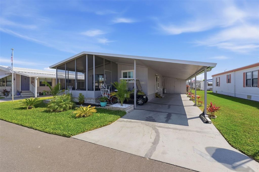 Photo of 2116 Kona Drive, Holiday, FL 34691 (MLS # W7884274)