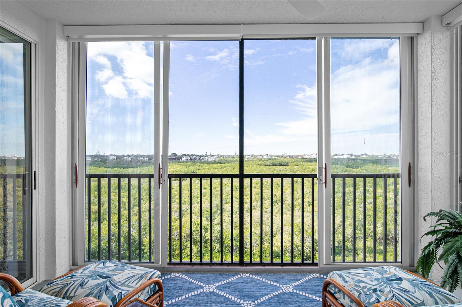 EAGLES POINT AT THE LANDINGS 1 - Residential