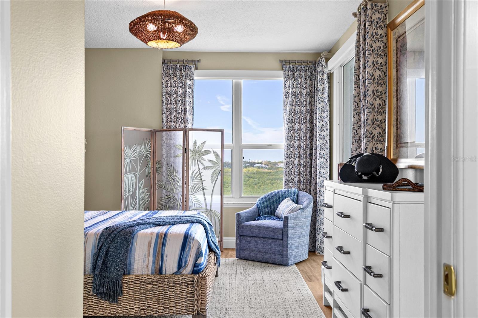 EAGLES POINT AT THE LANDINGS 1 - Residential