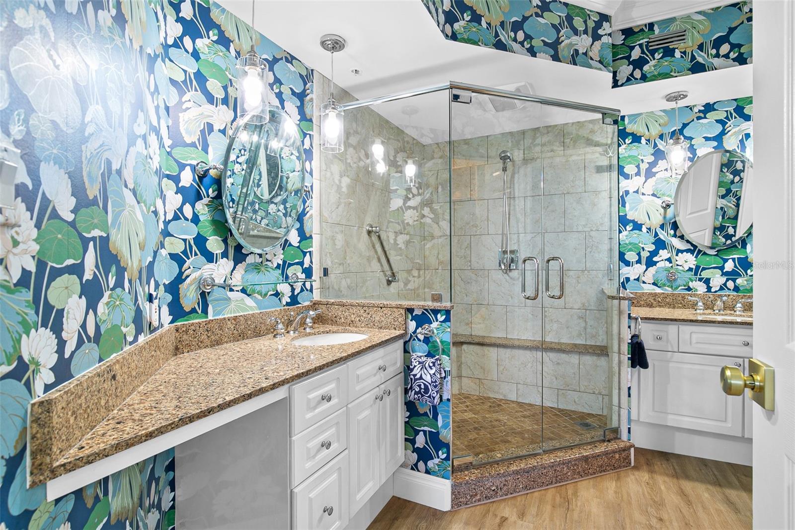 EAGLES POINT AT THE LANDINGS 1 - Residential