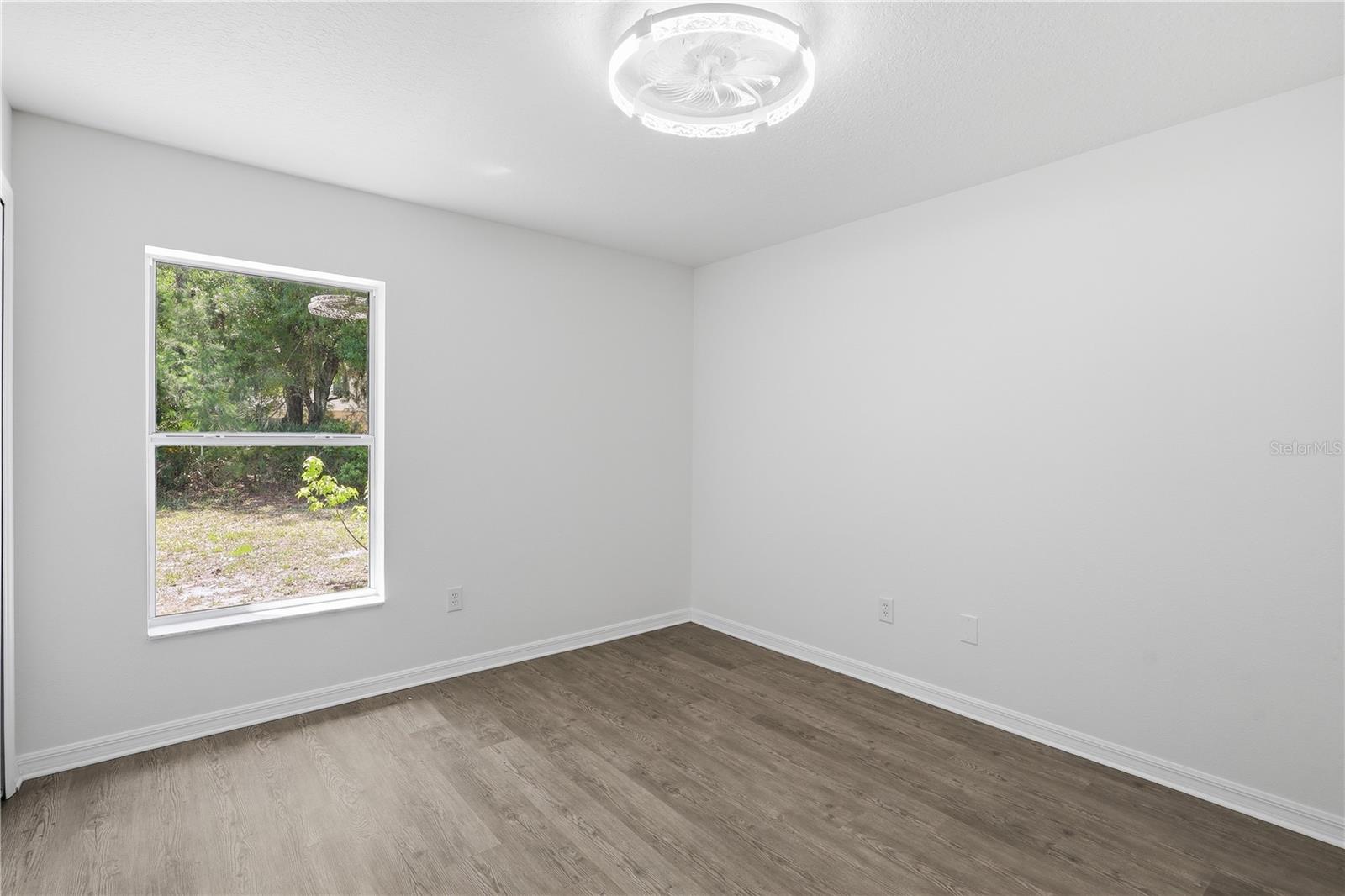 PINE GROVE - Residential