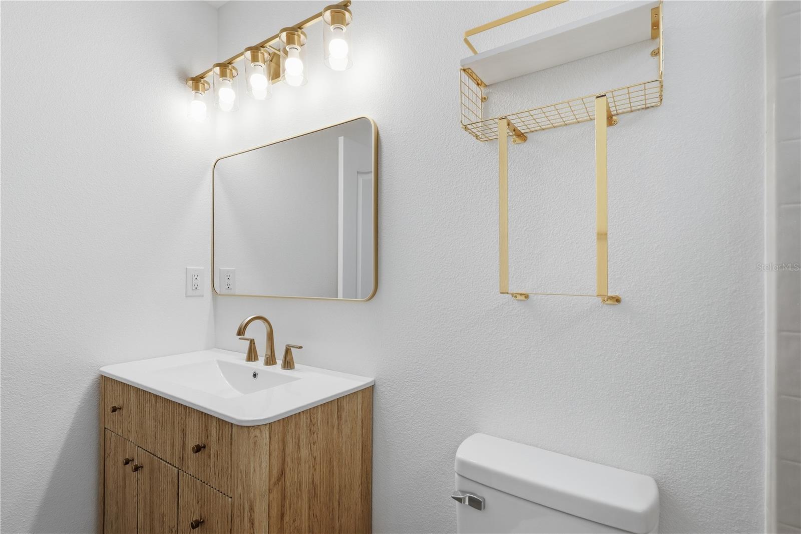 PINE GROVE - Residential