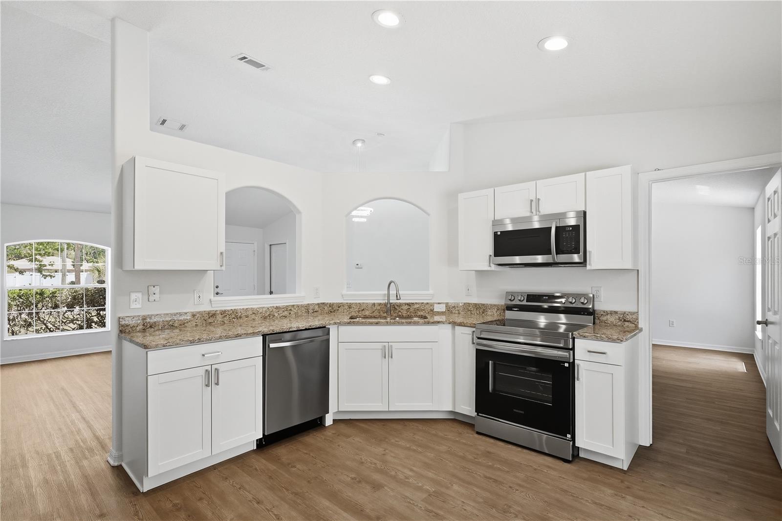 PINE GROVE - Residential