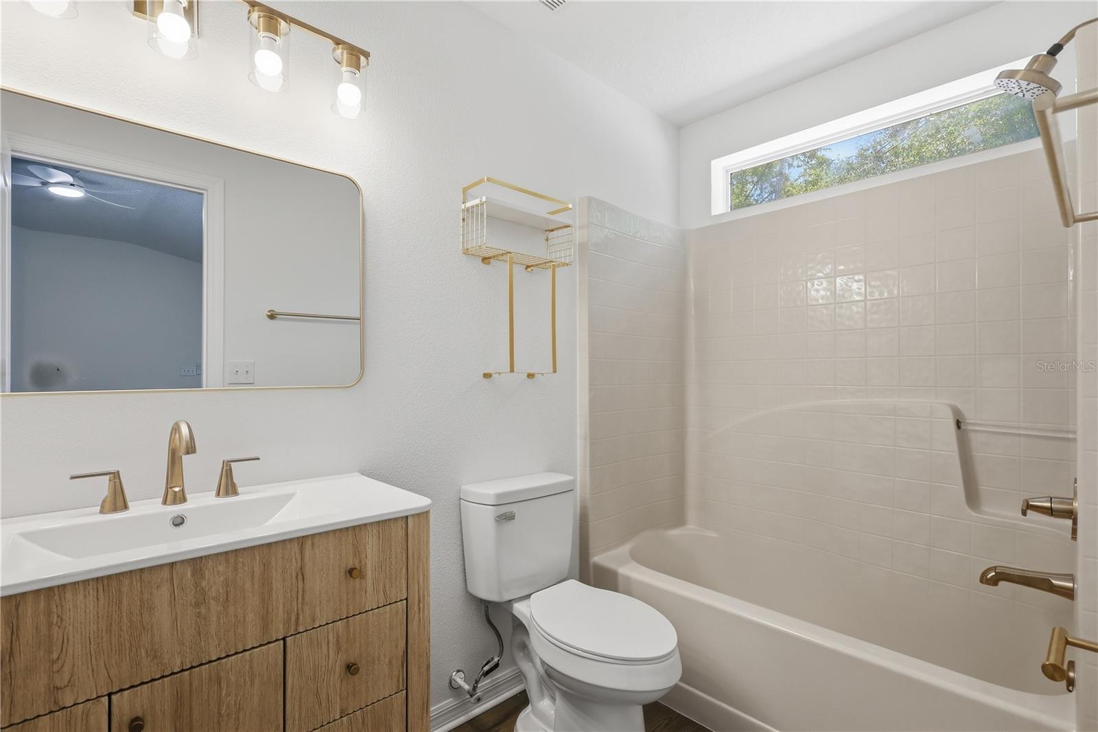 PINE GROVE - Residential