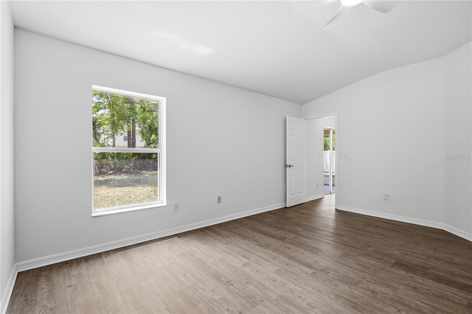 PINE GROVE - Residential