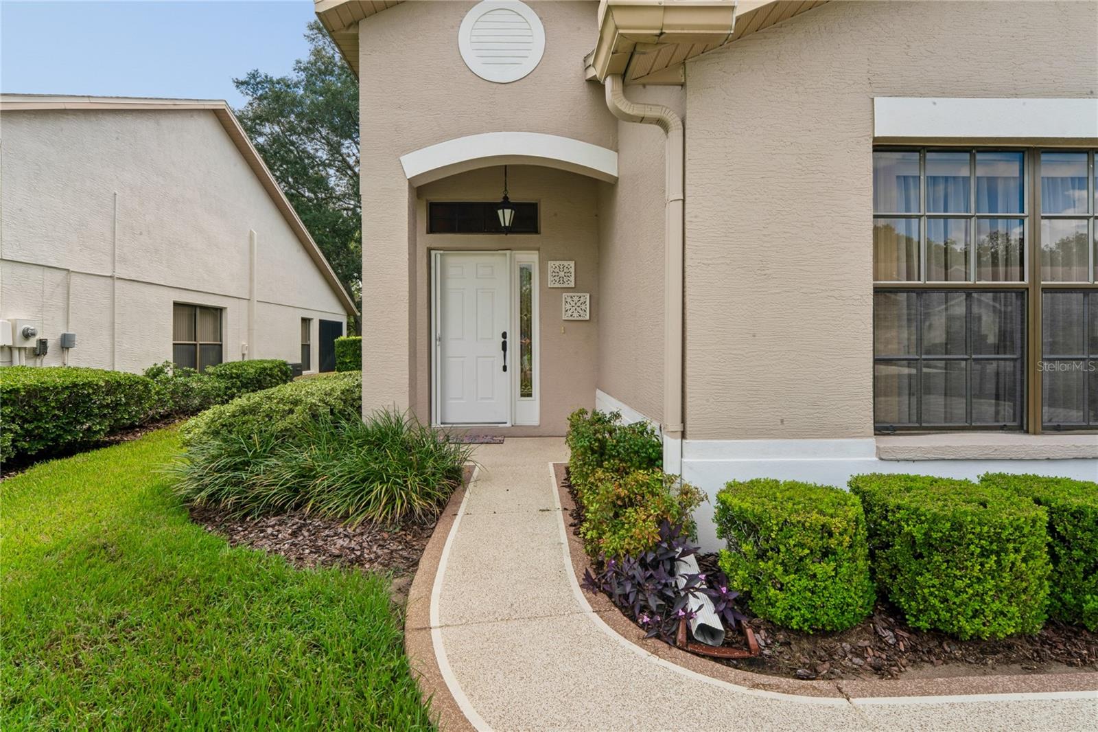 430 CANDLESTONE COURT