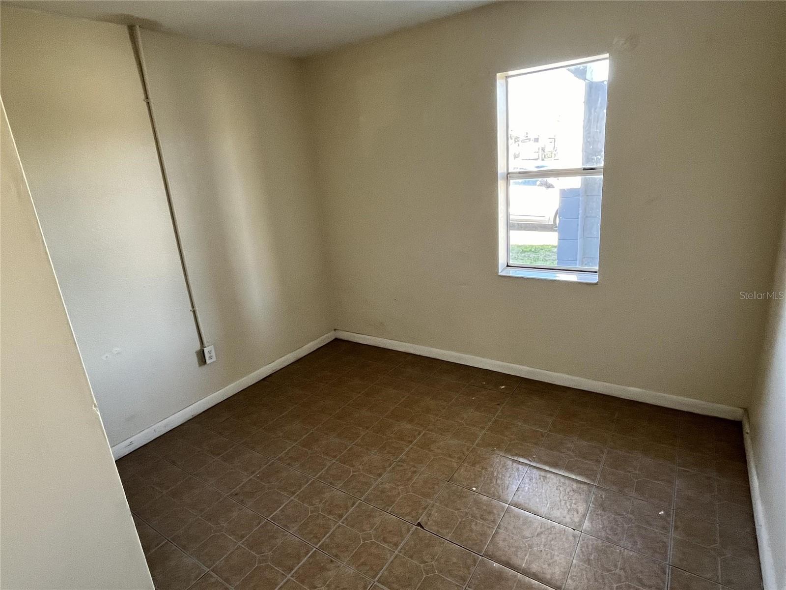 LAKE WALES LAND CO SUB - Residential Lease