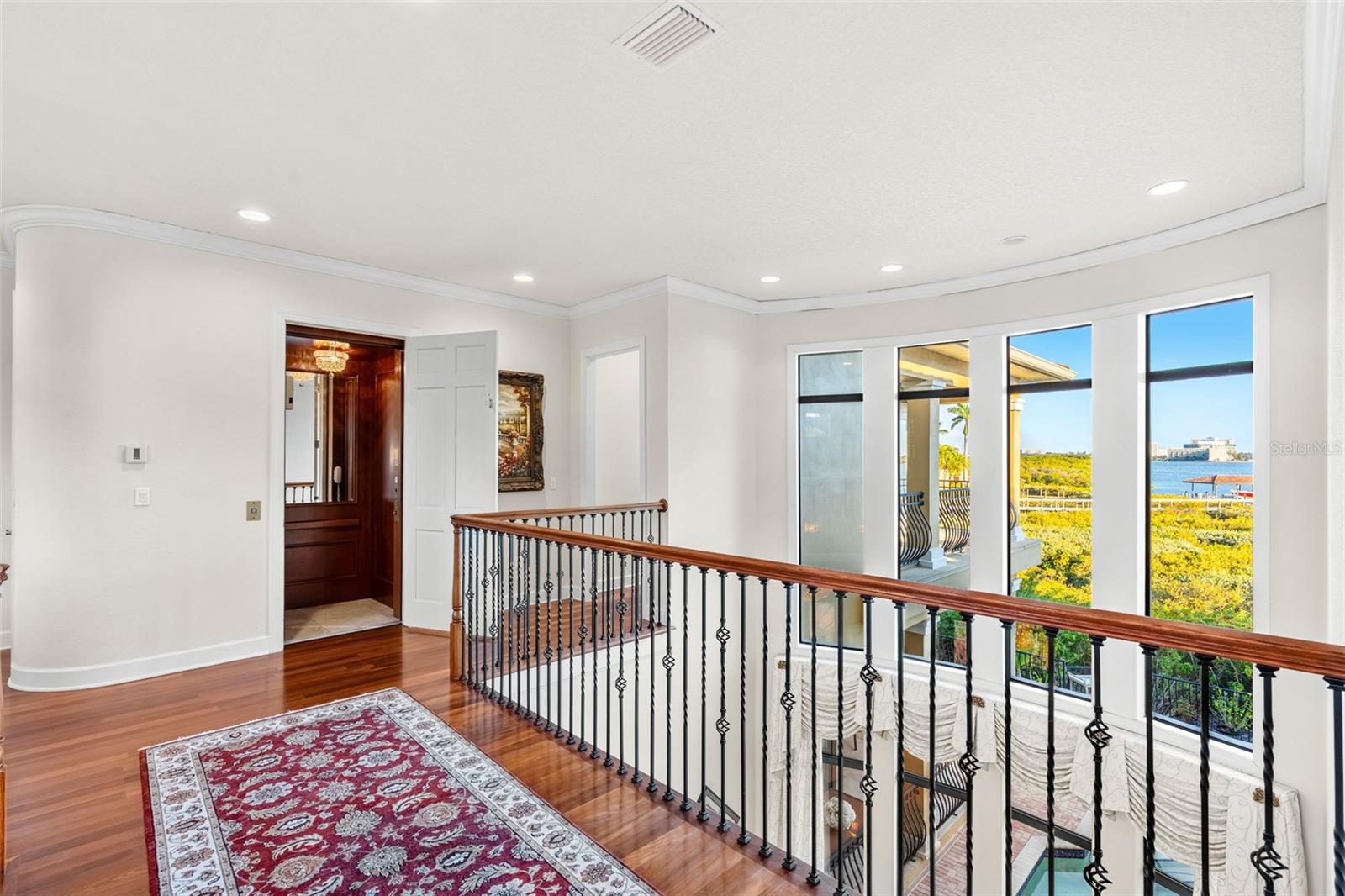 THE RESERVE OF OLD TAMPA BAY - Residential