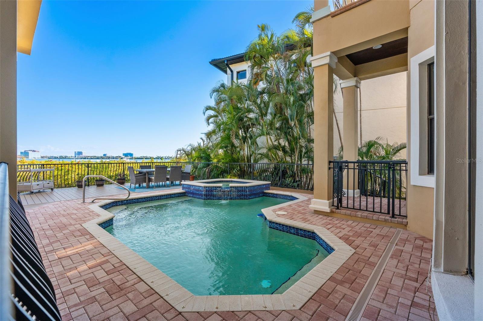 THE RESERVE OF OLD TAMPA BAY - Residential