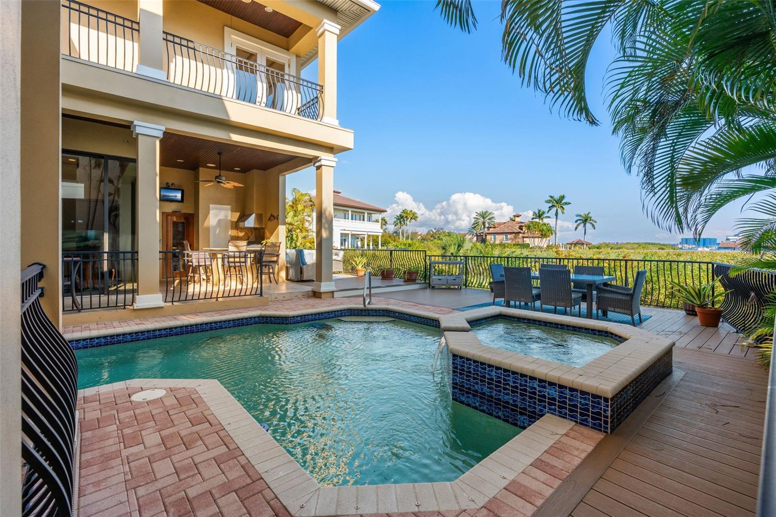 THE RESERVE OF OLD TAMPA BAY - Residential