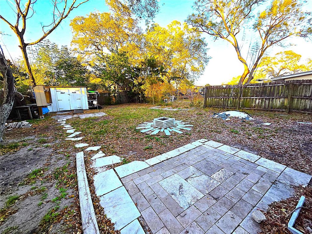 Photo of 360 5th Avenue NW, Largo, FL 33770 (MLS # TB8510494)