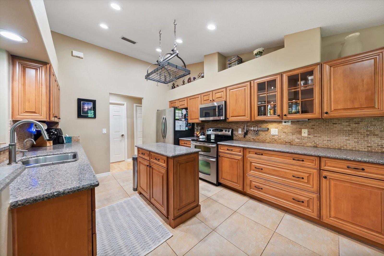 TARPON WOODS 2ND ADD REP - Residential