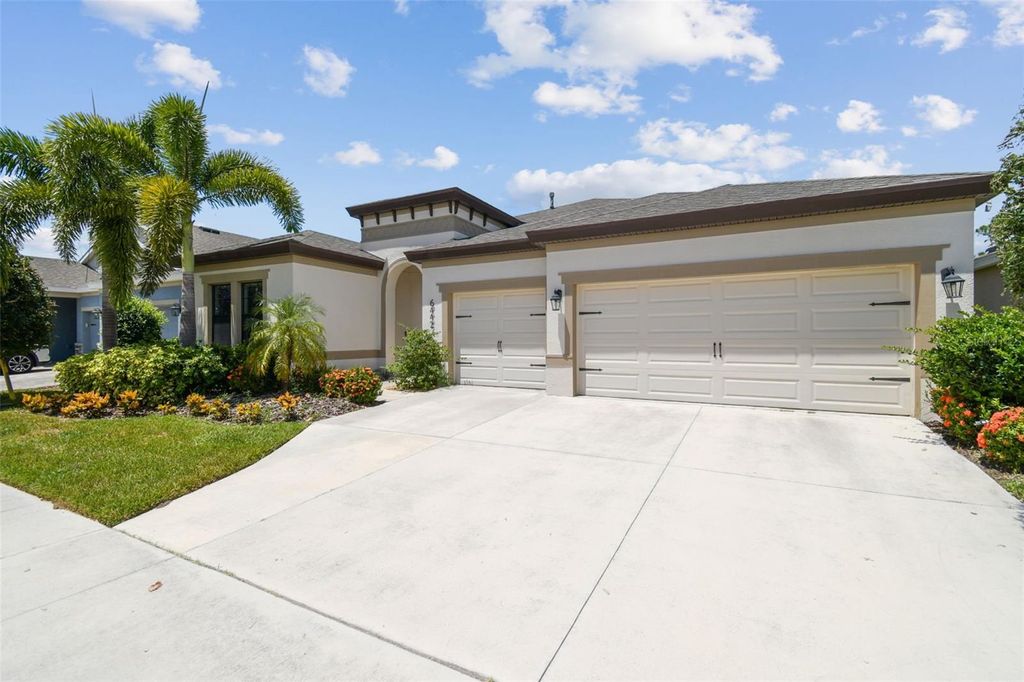 Photo of 6442 Maiden Sea Drive, Apollo Beach, FL 33572 (MLS # TB8419579)