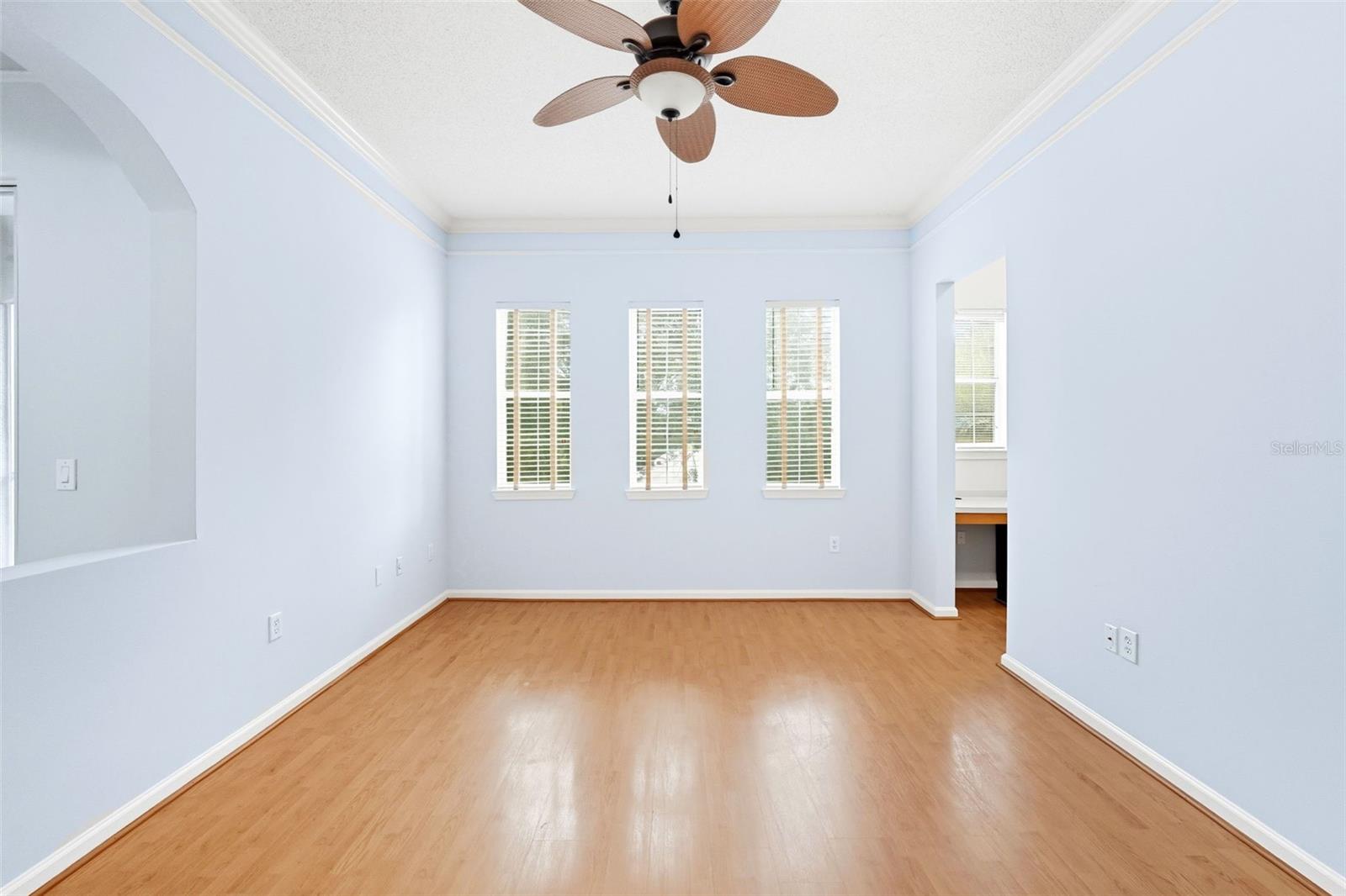 VILLANOVA AT HUNTERS CREEK CONDO - Residential