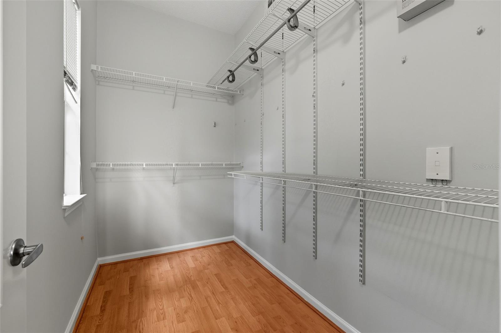 VILLANOVA AT HUNTERS CREEK CONDO - Residential