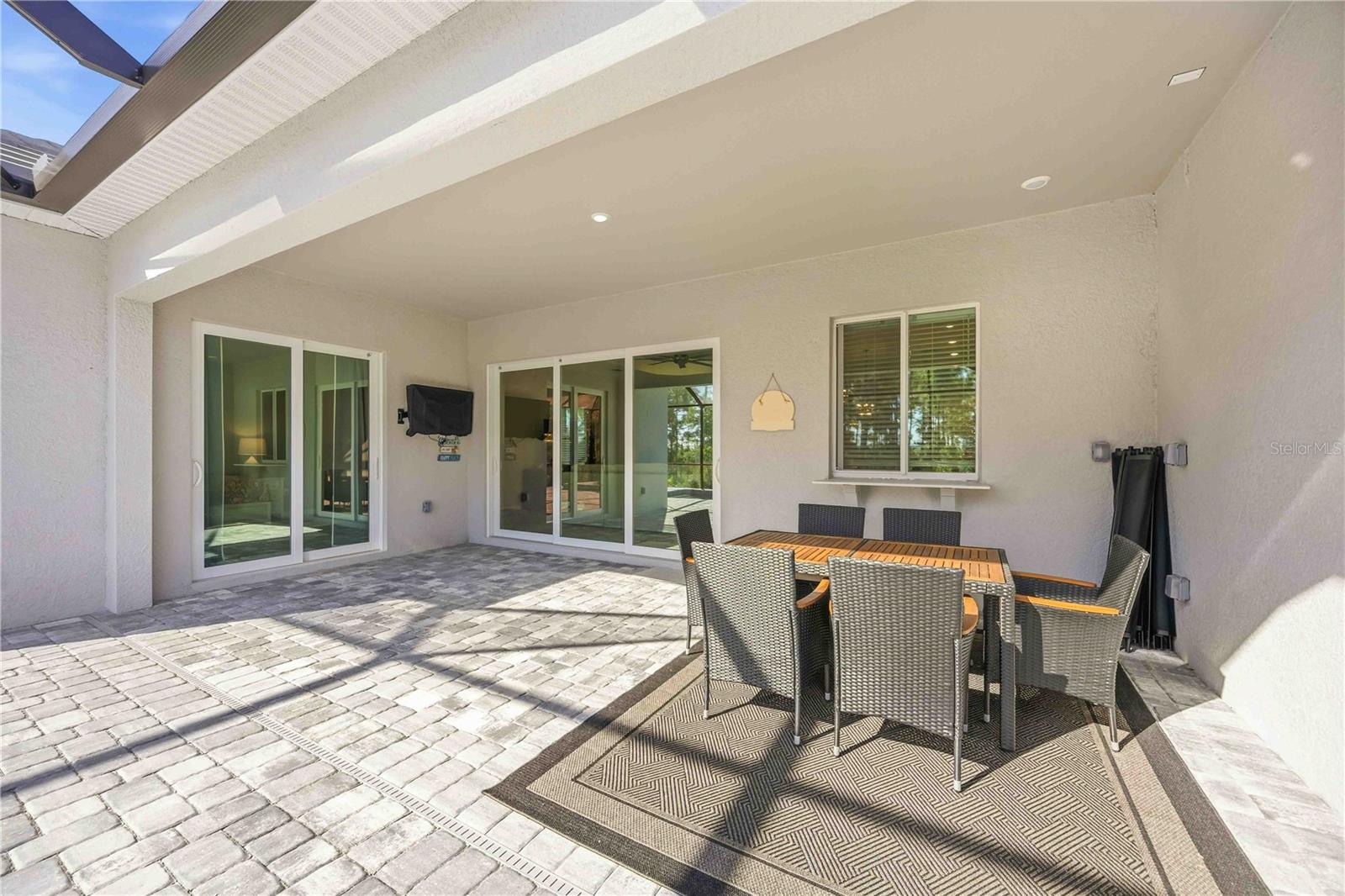 WELLEN PARK GOLF & COUNTRY CLUB - Residential