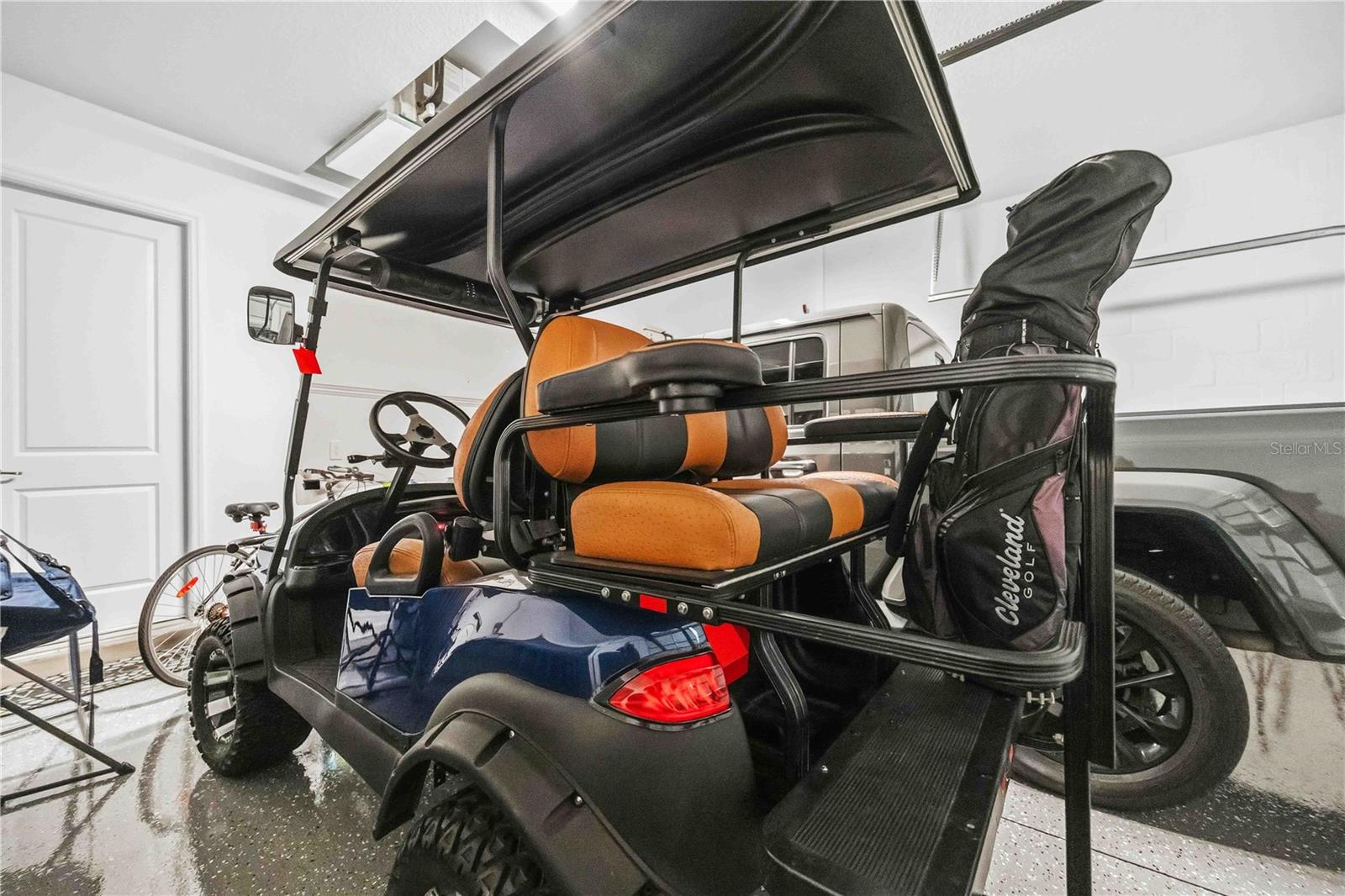 WELLEN PARK GOLF & COUNTRY CLUB - Residential