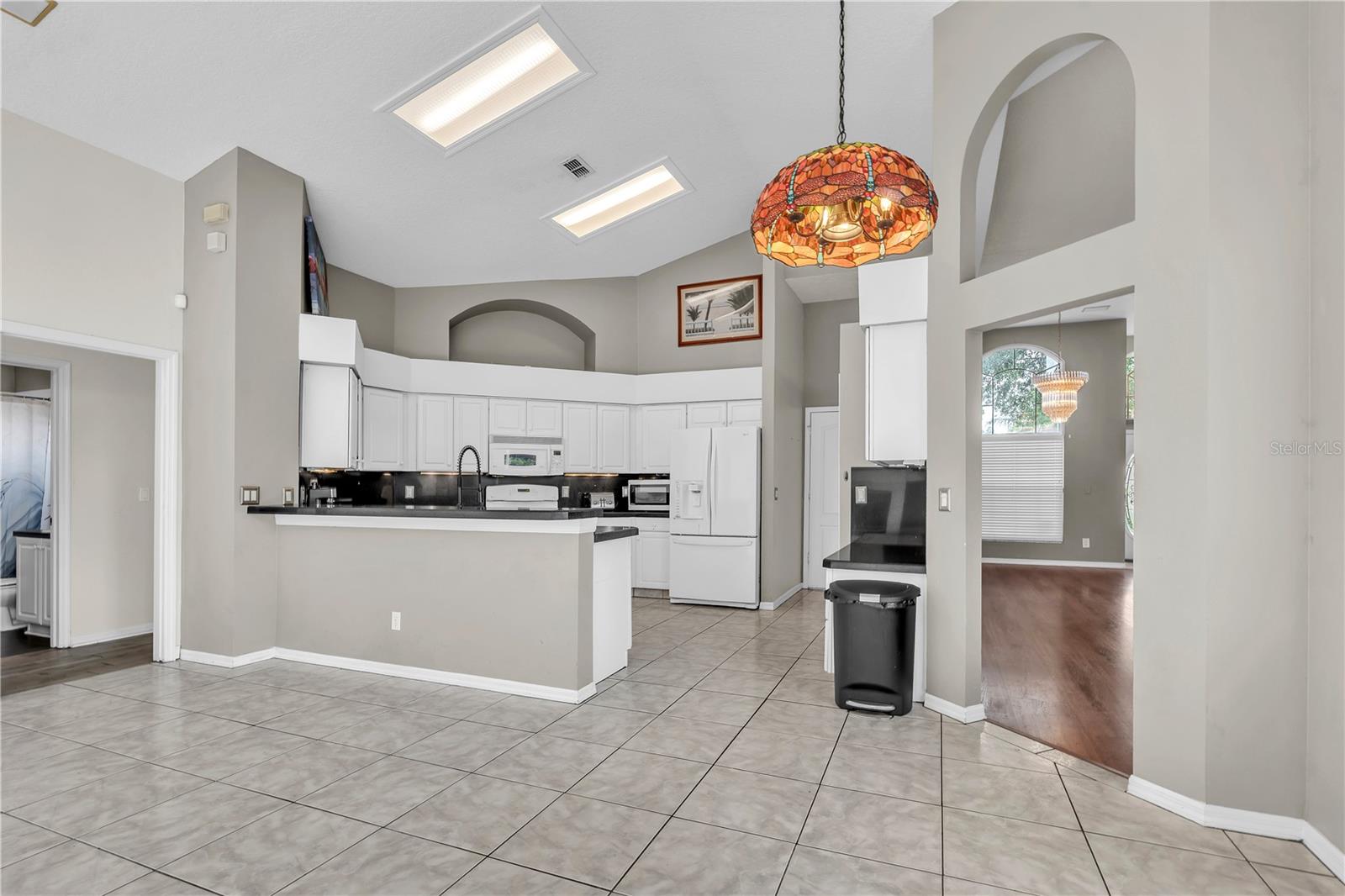 CROSS CREEK PH 01 - Residential Lease