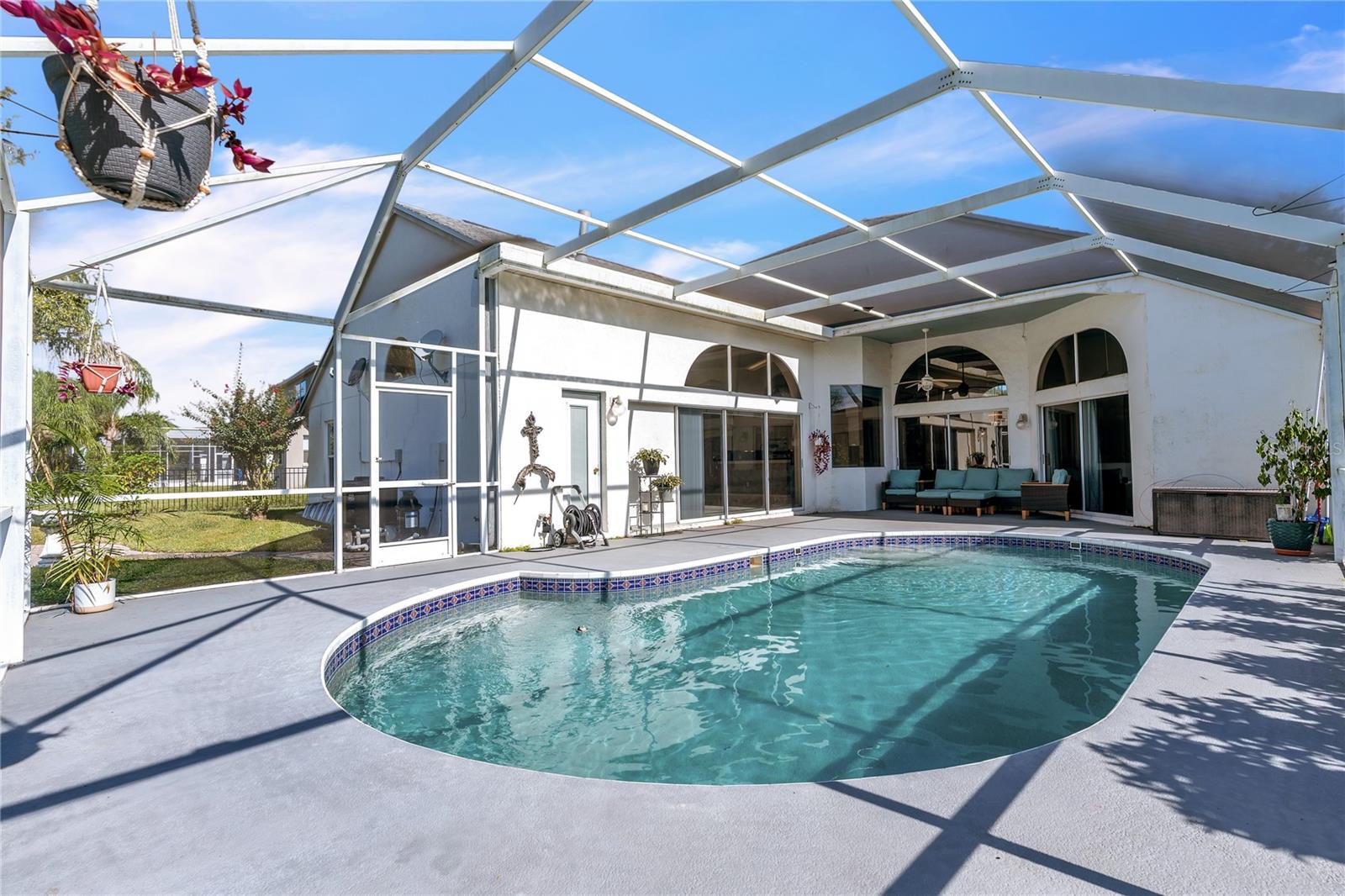 CROSS CREEK PH 01 - Residential Lease