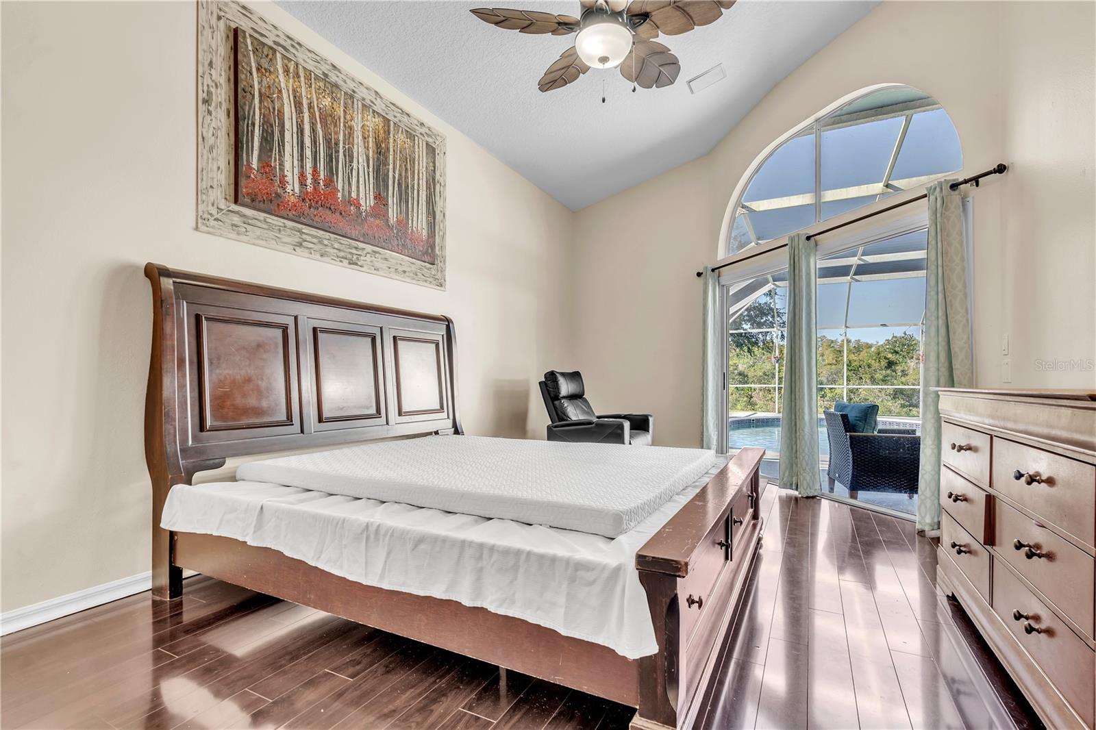 CROSS CREEK PH 01 - Residential Lease