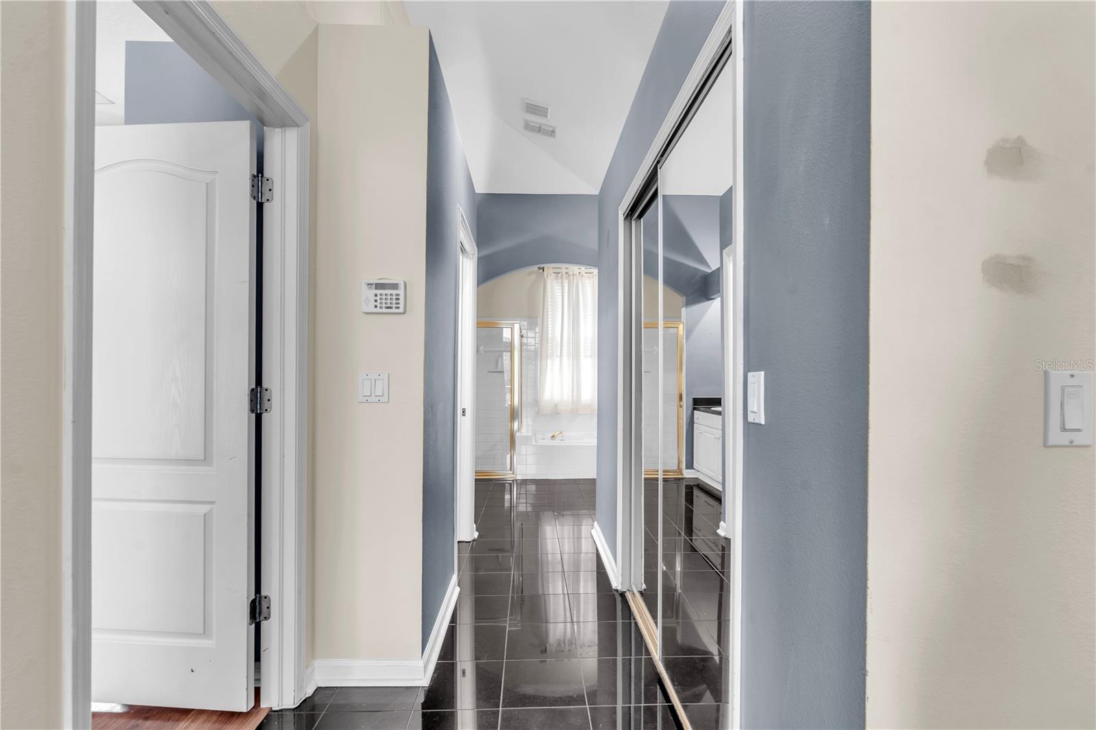 CROSS CREEK PH 01 - Residential Lease