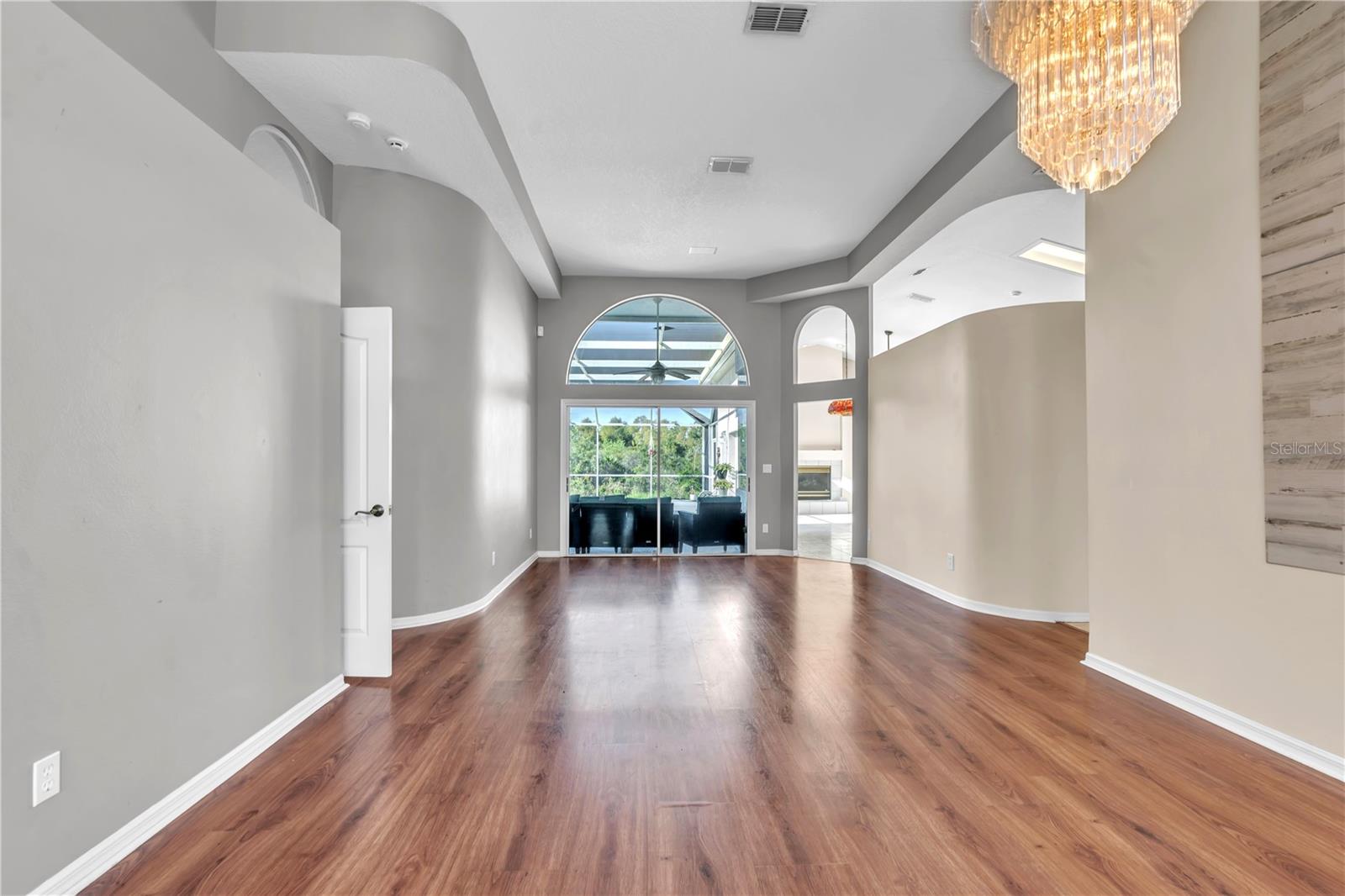 CROSS CREEK PH 01 - Residential Lease