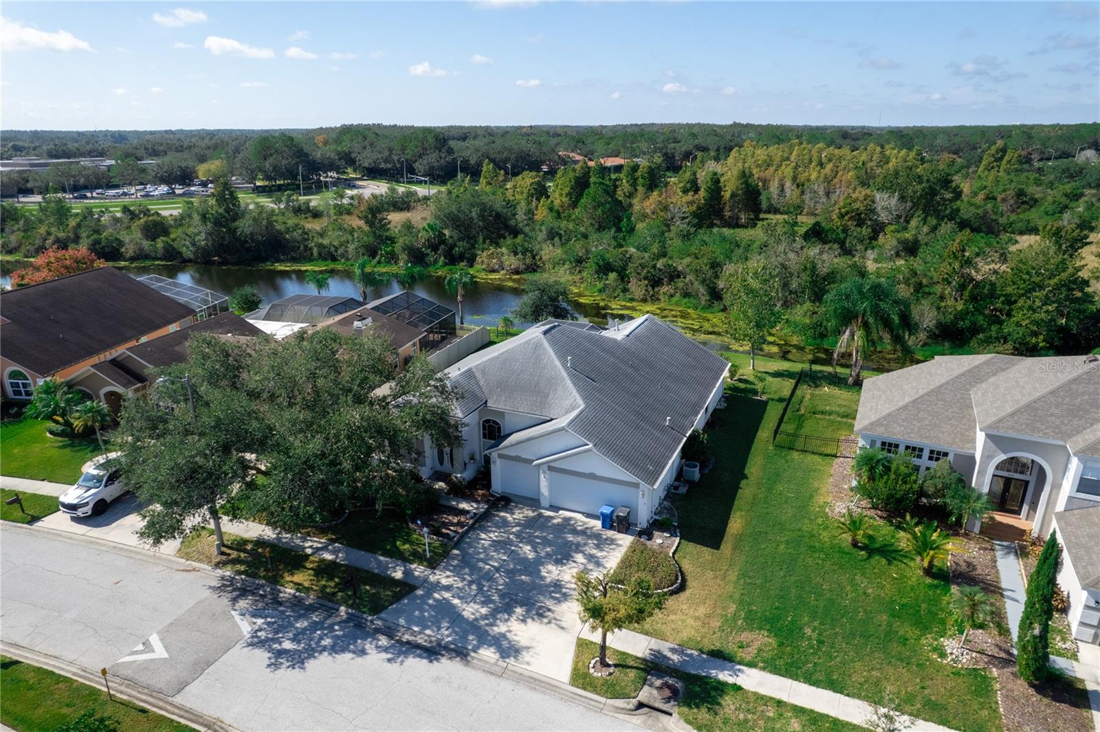 CROSS CREEK PH 01 - Residential Lease