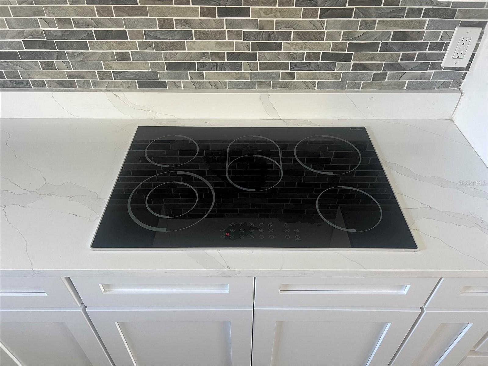 SHORE ACRES THURSBYS 2ND REP - Residential