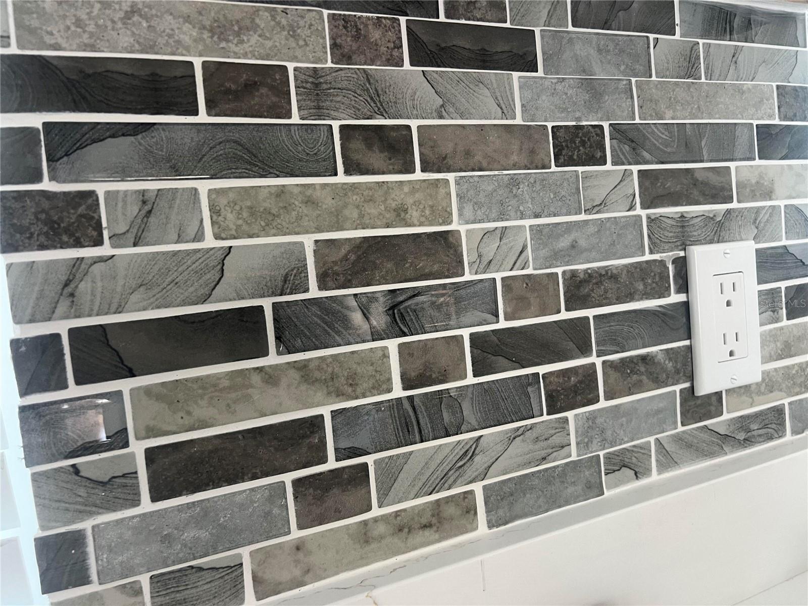 SHORE ACRES THURSBYS 2ND REP - Residential