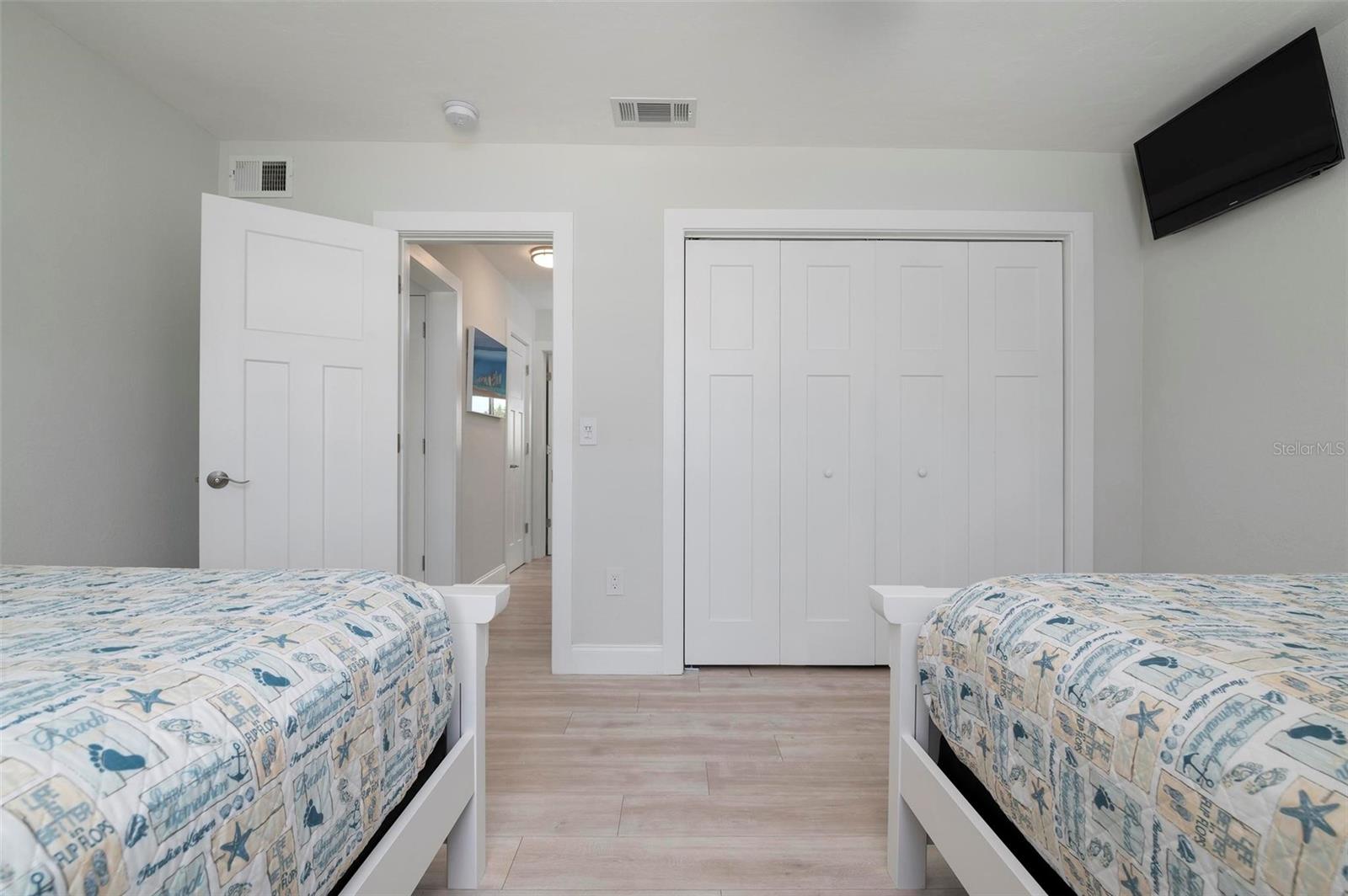 KEY ROYALE 11TH ADD - Residential