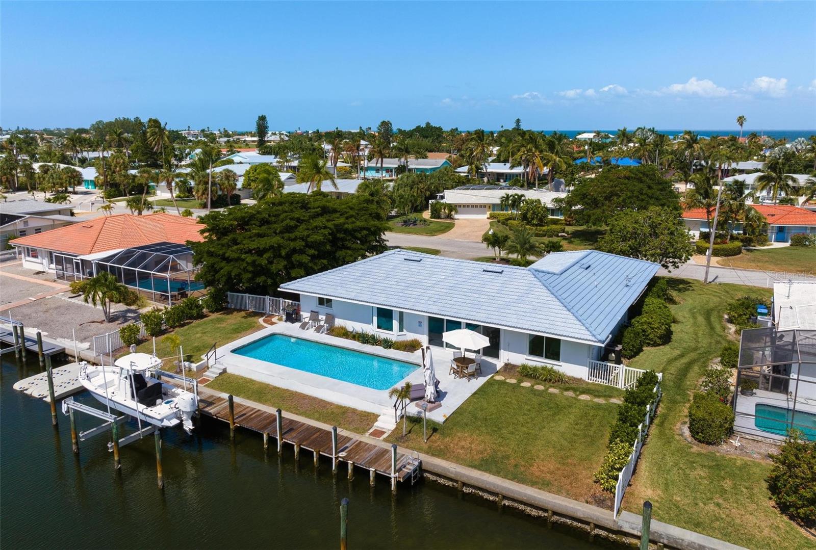 KEY ROYALE 11TH ADD - Residential