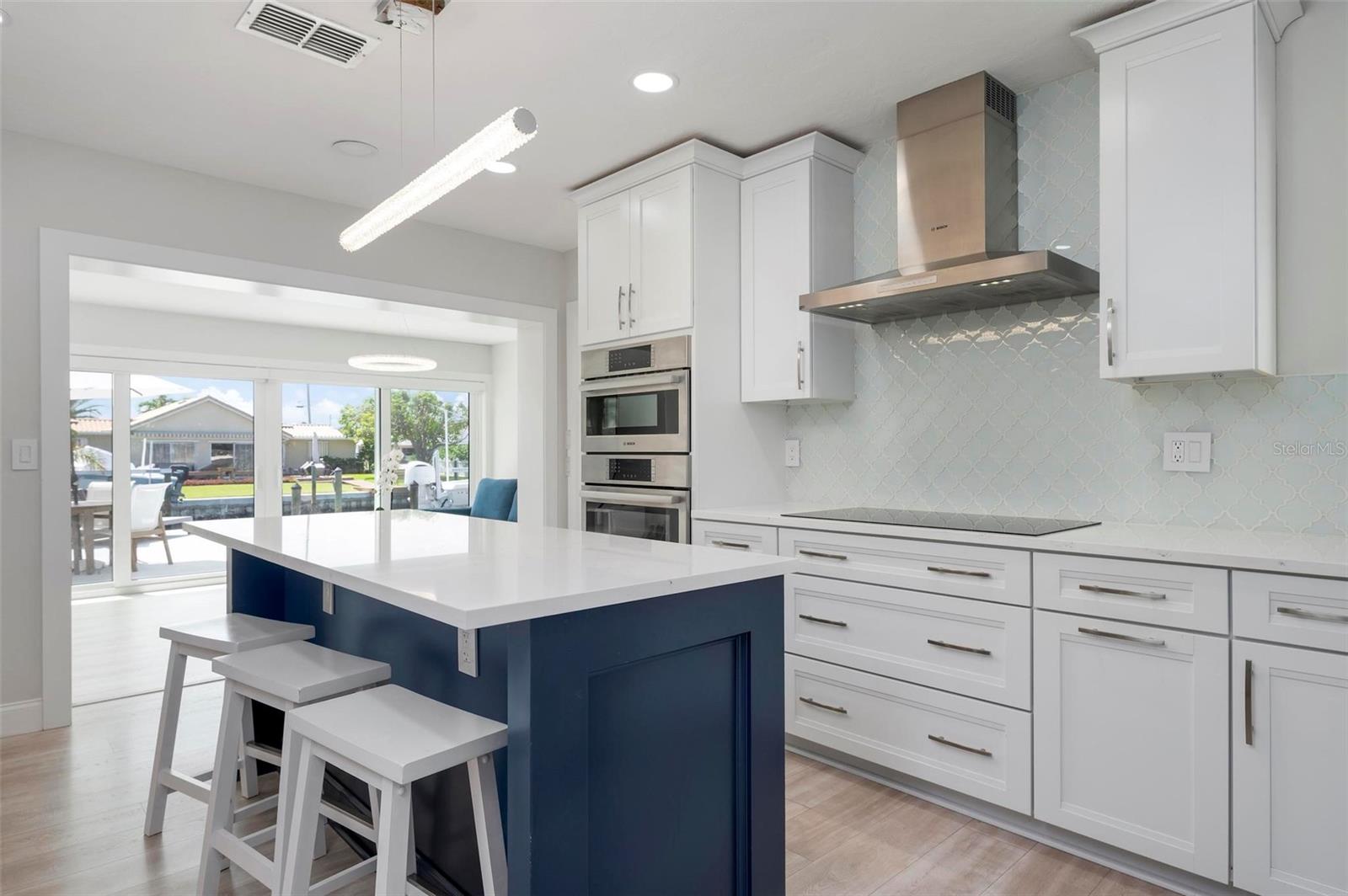 KEY ROYALE 11TH ADD - Residential