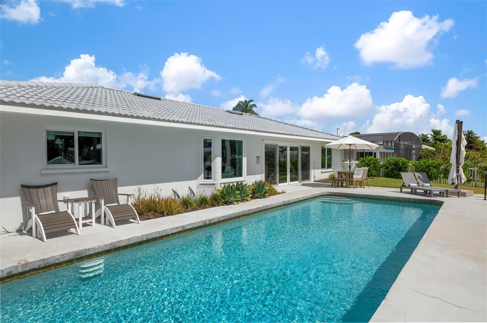KEY ROYALE 11TH ADD - Residential