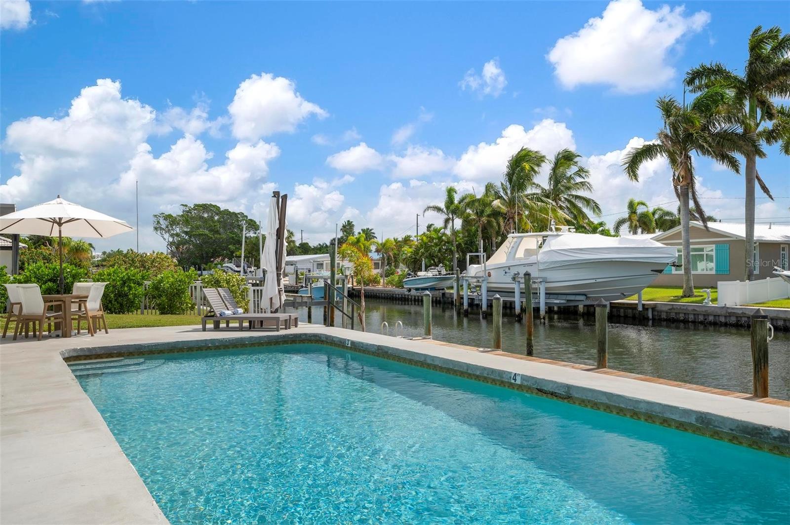 KEY ROYALE 11TH ADD - Residential