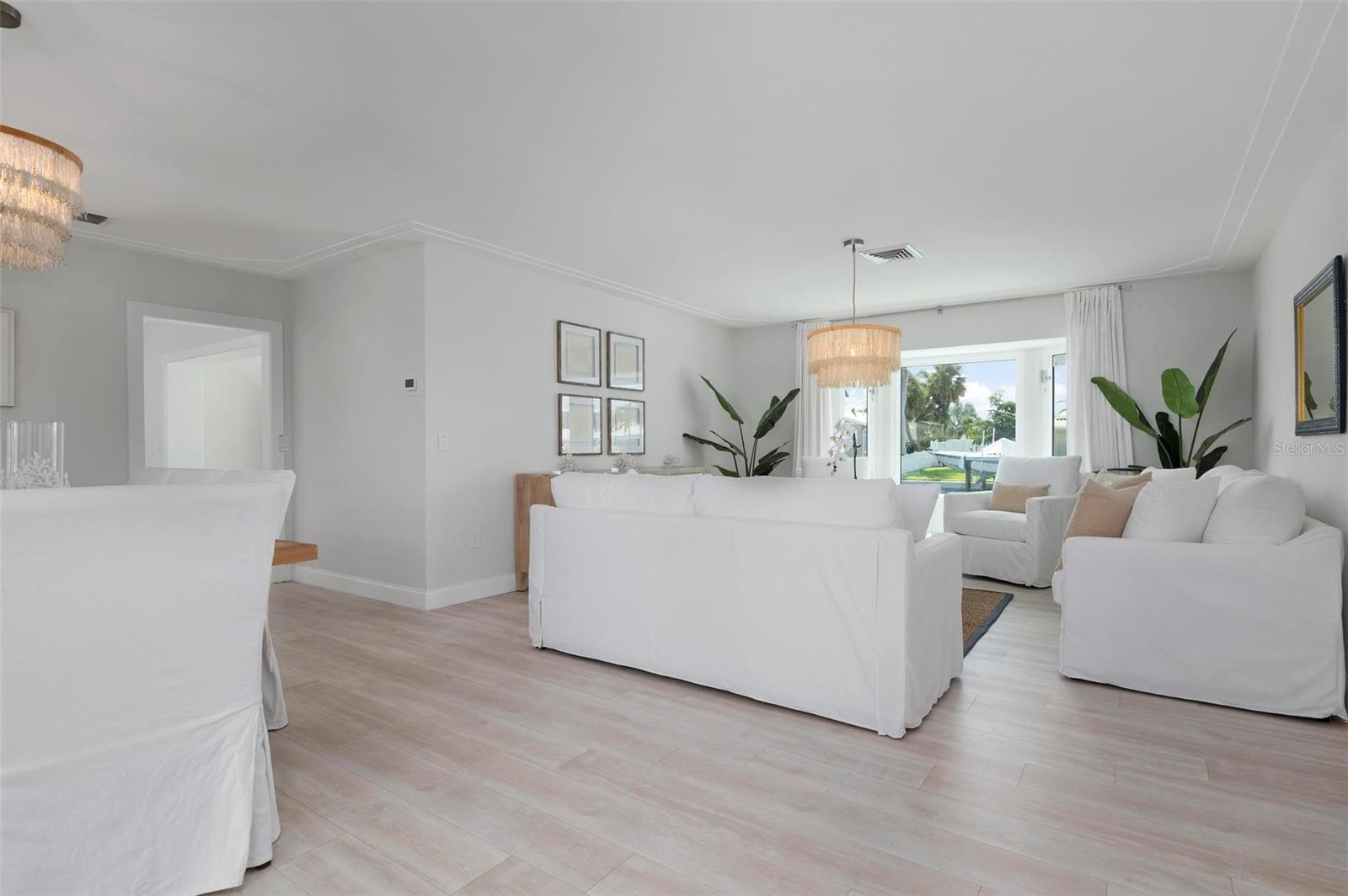 KEY ROYALE 11TH ADD - Residential