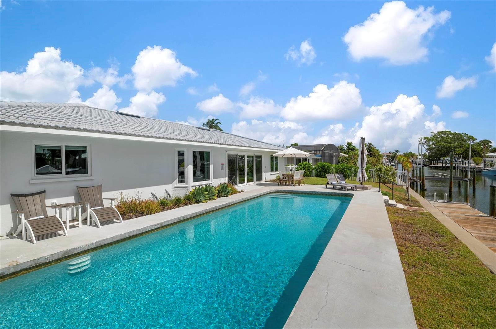 KEY ROYALE 11TH ADD - Residential